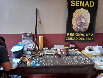 CDE: Detienen a un presunto distribuidor de drogas durante un allanamiento